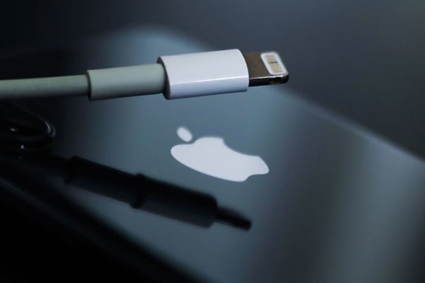 خرید عمده کابل شارژ آیفون لایتنینگ APPLE